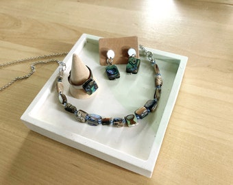 New Zealand Paua Shell / Abalone Gift Set 3 in 1 ring, earrings and necklace - Rotorua series