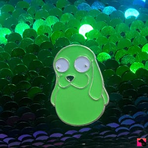 Glow-in-the-Dark Kuchi Puppi Pin (B Grade)