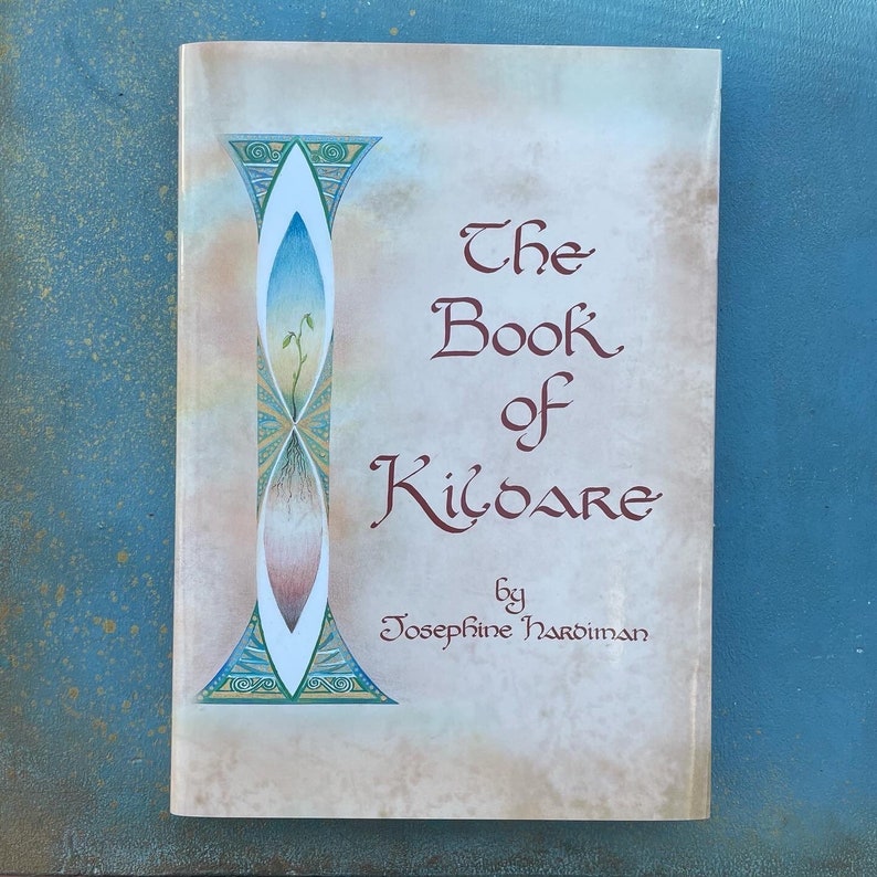 BEST SELLER: The Book of Kildare. Hardback, case bound, Signed, First Edition. Collector's Item imagem 2