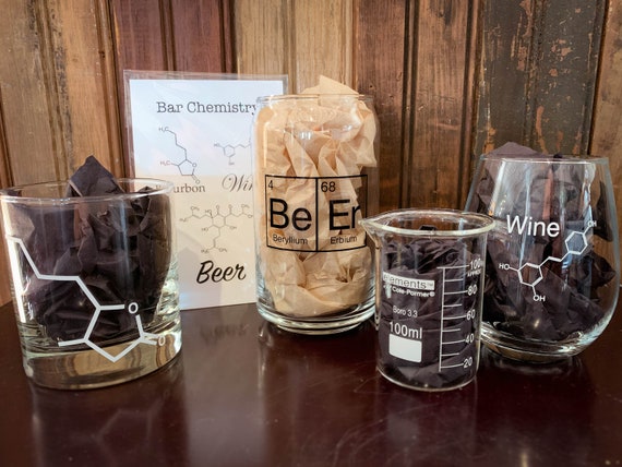 Science Themed Bar Glassware Set With Gift Box, Chemistry