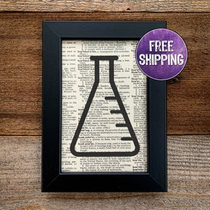 Erlenmeyer Flask Vintage Dictionary Print, Chemistry Gift, Science Gift, Chemistry Art Science Decor, Science Teacher Gift, Science Wall Art