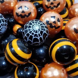 25 Piece Bubble Gum Bead Kit - Halloween Theme