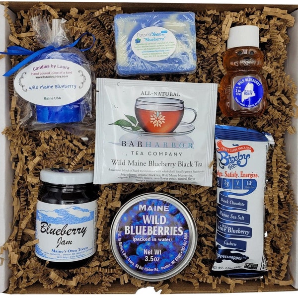 Wild Maine Blueberry Sampler Box - Blueberries, Chocolate, Candle, Jam and more - Gift set for Valentines, Mothers Day or Christmas gifts