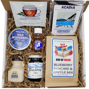 Wild Maine Blueberry Breakfast Box - Pancakes, Syrup, Jam, Honey, Tea and more - Gift set for Valentines, Mothers Day or Christmas gifts
