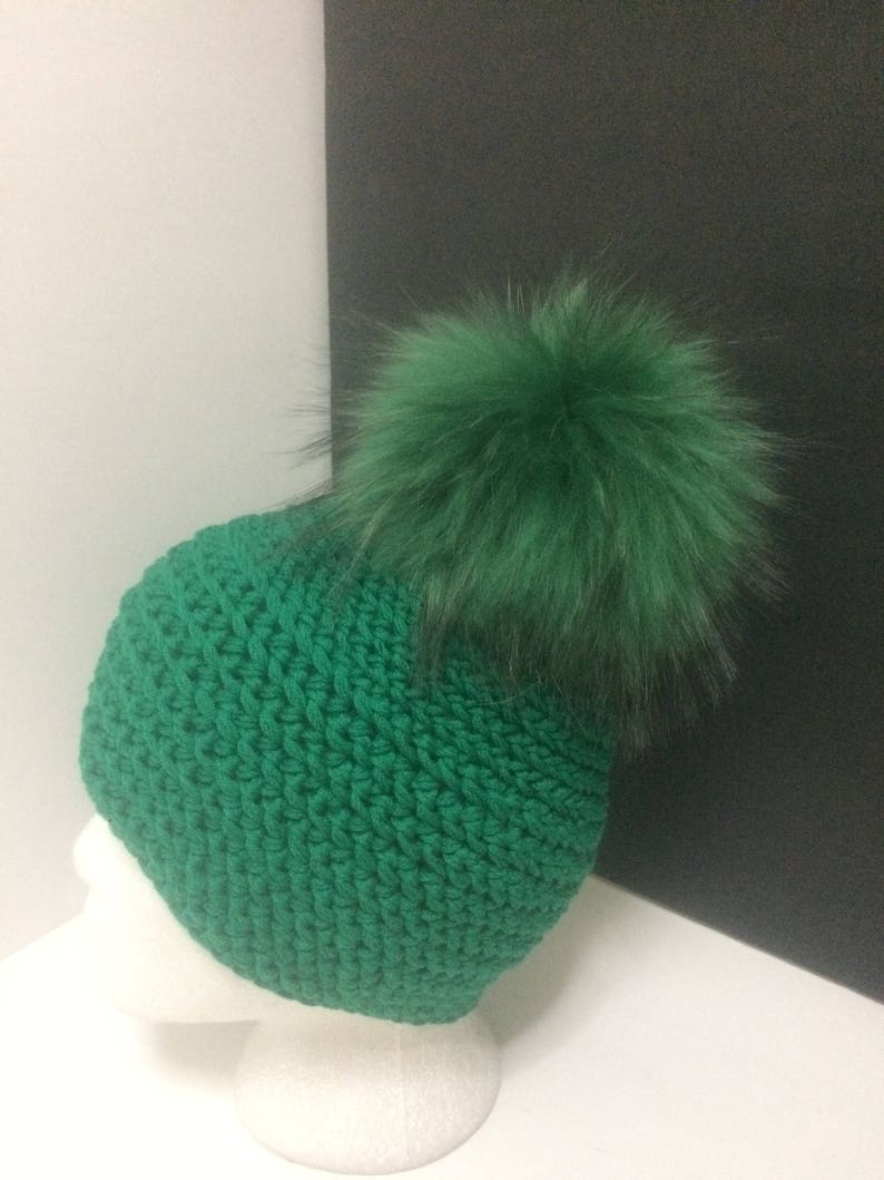 handmade. 100/% Pure Merino Wool Large Pom pom Beanie Green with large Real Genuine Raccoon Fur Pom Pom and cozy fleece lining