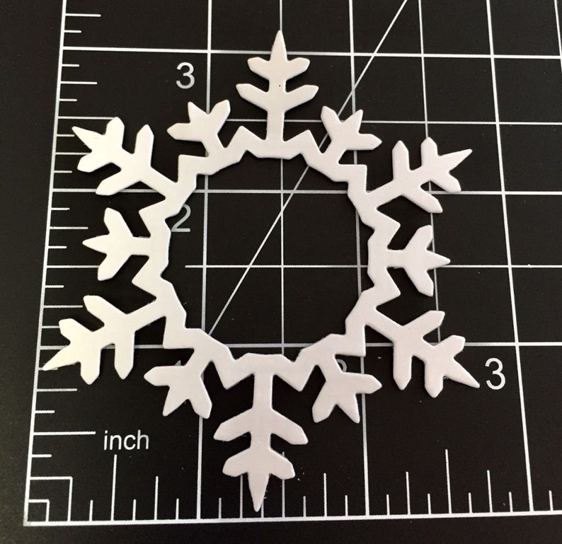 Tim Holtz Christmas Die Cuts Wreath and Snowflake Great Etsy