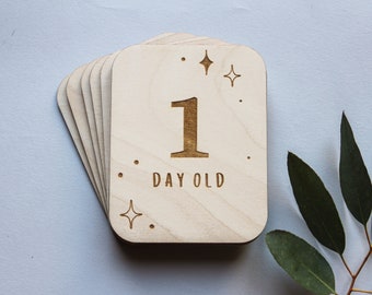 Baby Milestone Cards, Wooden Baby Milestones,Monthly Milestone Cards, Baby Shower Gift, New Baby Gift, Newborn Photo Prop, Wooden Milestones