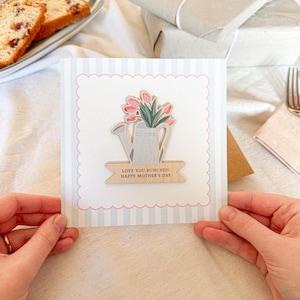 Tarjeta para el Día de la Madre con tulipanes, tarjeta para el Día de la Madre con jardinería, regalo de recuerdo para el Día de la Madre, tarjeta personalizada para el Día de la Madre, tarjetas de lujo para mamá