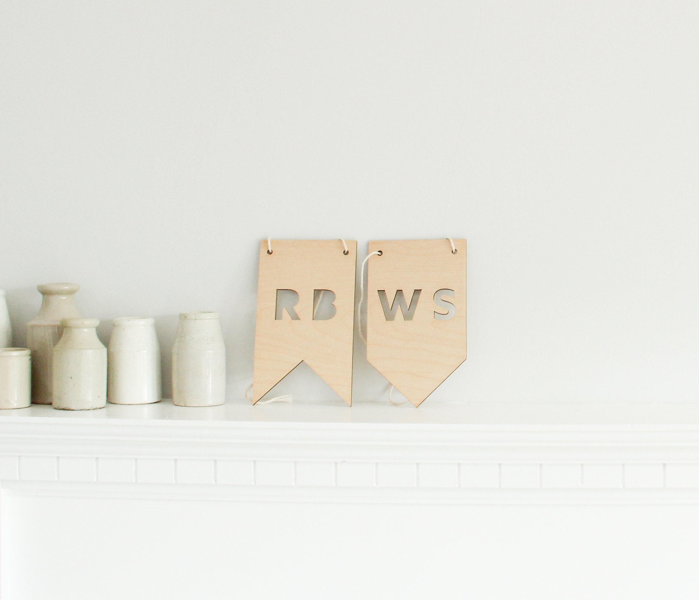 Signe en Bois de Drapeau, Indicateur Mur, Mur Bois, Décor Drapeau Rustique, Pendaison Personnalisé,