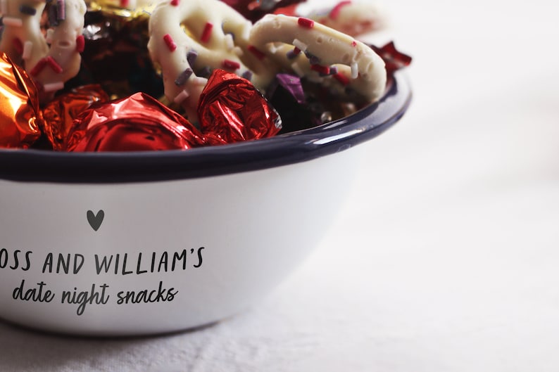 Personalised snack bowl, Valentine's day gift for her, gift for boyfriend, gift for him, engraved bowl, personalised bowl, date night bowl image 4