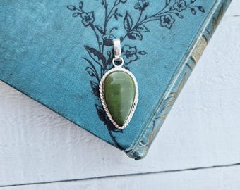 Jade Gemstone Pendants Teardrop Green 925 Silver Plated - BOHOSEASON