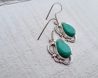 Green Chalcedony Gemstone Earrings Teardrop Stone Drops Pierced - BOHOSEASON