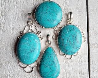PENDANTS & CHARMS