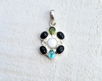 White Agate Peridot Onyx Pendant Oval Round Teardrops choose - BOHOSEASON