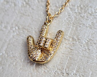 18k Gold Plated Chain Pendant Rock Peace  - BOHOSEASON