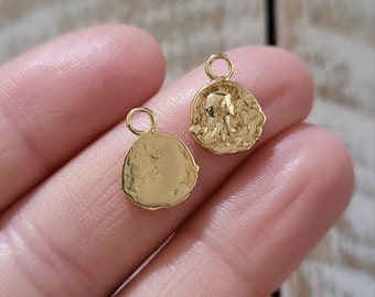 Rustic Pendant Charm 18k Gold Plated Small Round 10mm - BOHOSEASON