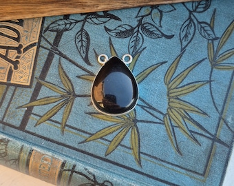 Black Onyx Teardrop Shape 2 Holes 925 Silver Plated - BOHOSEASON