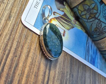 Moss Agate Gemstone Pendant Oval 925 Silver Plated - BOHOSEASON