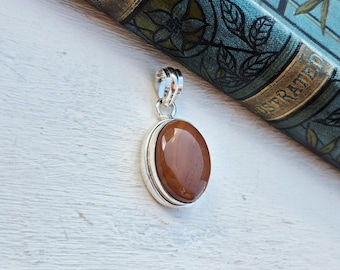 Silky Jasper Gemstone Pendant Brown Oval Shaped 925 Silver Plated - Bohoseason