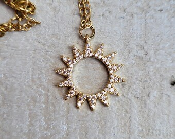 Sun Cz's Pendant Chain Necklace 18k Gold Plated - BOHOSEASON