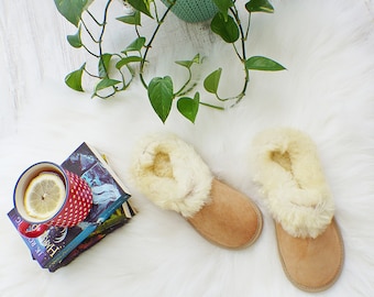 Ręcznie robione kapcie z owczej skóry | Buty z naturalnej skóry wełnianej