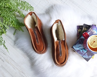 Pantufas artesanais de couro e lã | Botas aconchegantes unissex para usar em casa