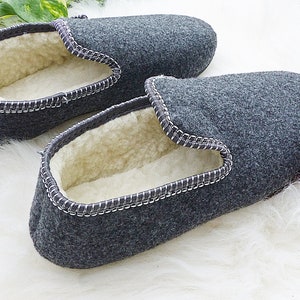 New House Gift Warm Wool Felted Women&#39;s Slippers Cold Feet Genuine Felted Home Shoes Comfy Women&#39;s Wool Boots Sheep Wool Felted Moccasins