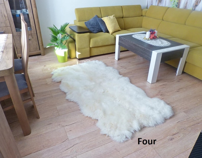 Beau tapis blanc en véritable peau de mouton Naturelles sans cruauté Jeté en peau de mouton blanc Décoration d'intérieur rustique de style scandinave Housse en peau de mouton image 7