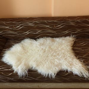 Natural CURLY Skandinavian Sheepskin Rug | Genuine Sheepskin Throw Rug Floor Decoration | Real CURLY Fur Rug | Sheepskin Homewarming