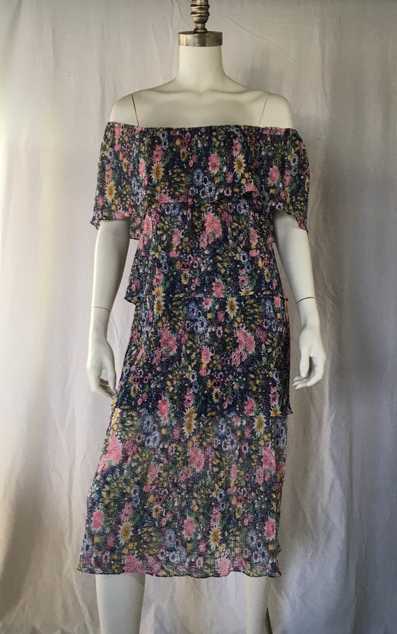 1970 Fabulous tiered floral dress