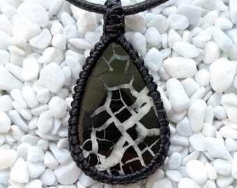 Teardrop Septarian Macrame, nodulo Septarian Macrame pendente, ciondolo Septarian