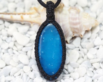 Marquise hemimorphite macrame pendant