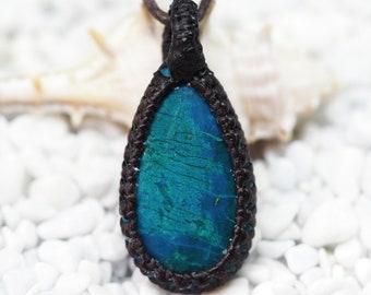 Teardrop Chrysocolla macrame pendant