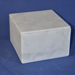 Large Carrara white marble lard tray