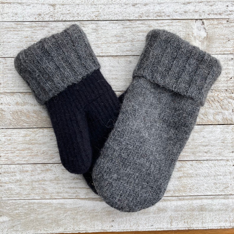 Gray and black sweater mittens for women