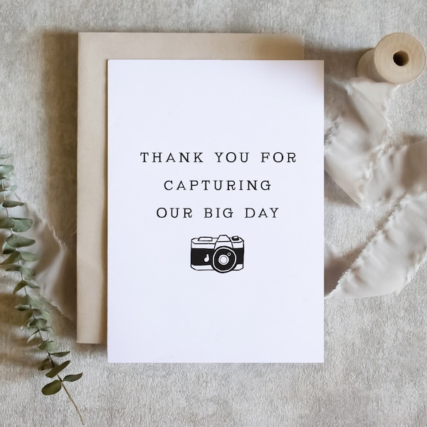 thank you for capturing our big day card, photographer card, thank you card, wedding day card / SKU: LNWD71 | alex