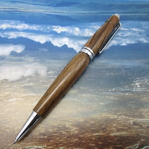 Brown pen, regalo penna in legno, stile European cromo, tornitura manuale, inchiostro nero, made in Italy, regalo lui, regalo lei, handmade