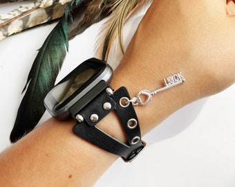Cinturino per orologio Fitbit Versa punk in pelle nera Fitbit Versa 2 cinturino in pelle Bracciale Fitbit rivettato per Versa Lite Fitbit Hippie Polsino