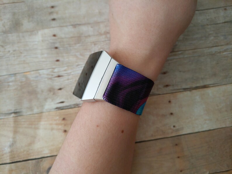 fitbit ionic purple