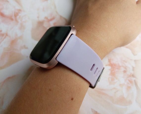 fitbit versa lilac strap