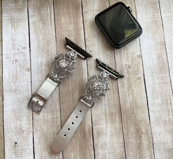 輝くクリスタルのApple Watchバンド：ドレッシーなiWatchブレスレット 