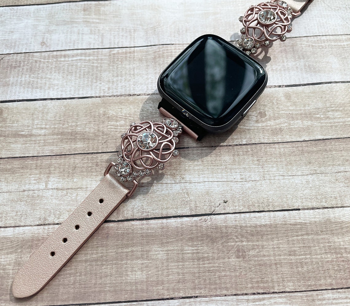 fitbit rose gold versa 2