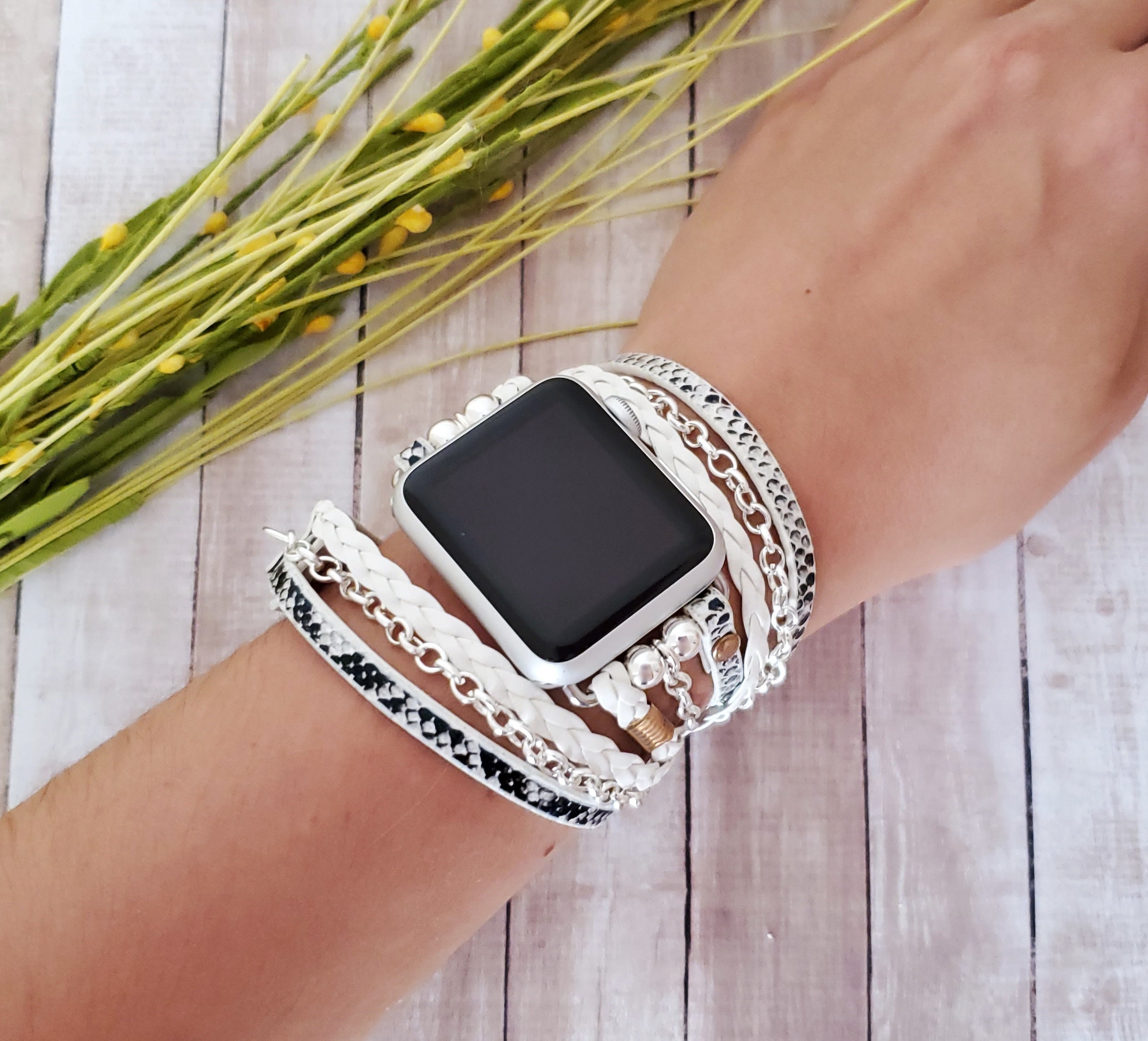 Slim Chain Bracelet Band Strap for Apple Watch Series 8 7 6 5 4 SE  40/44/41/45mm