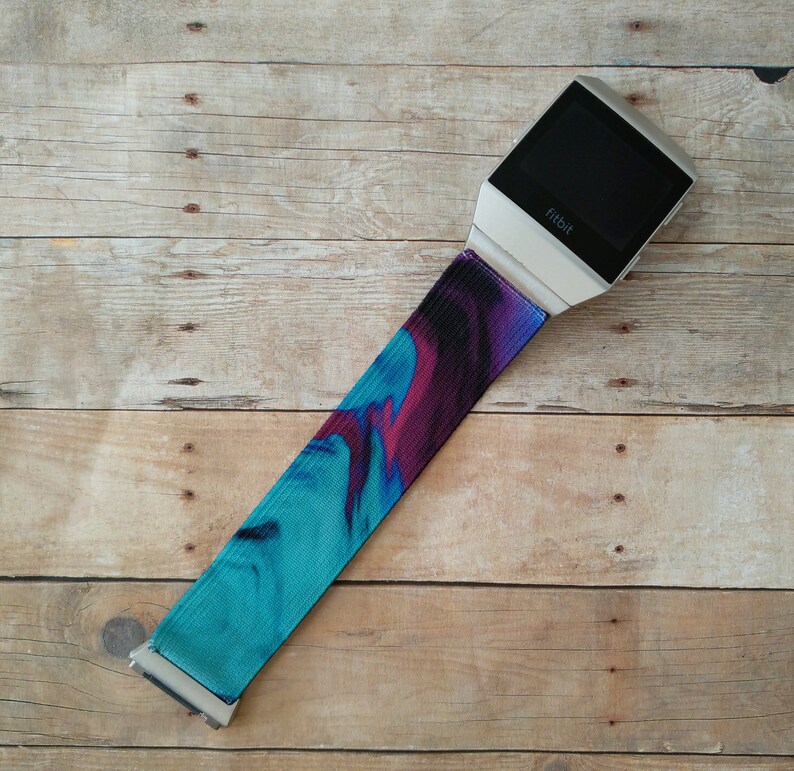 fitbit ionic purple