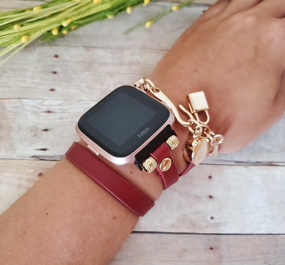 fitbit versa red band