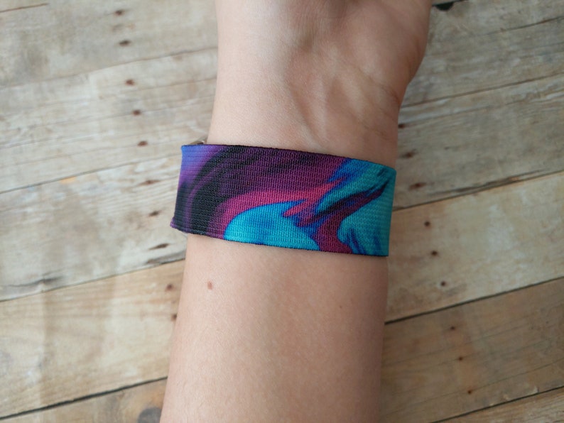 fitbit ionic purple