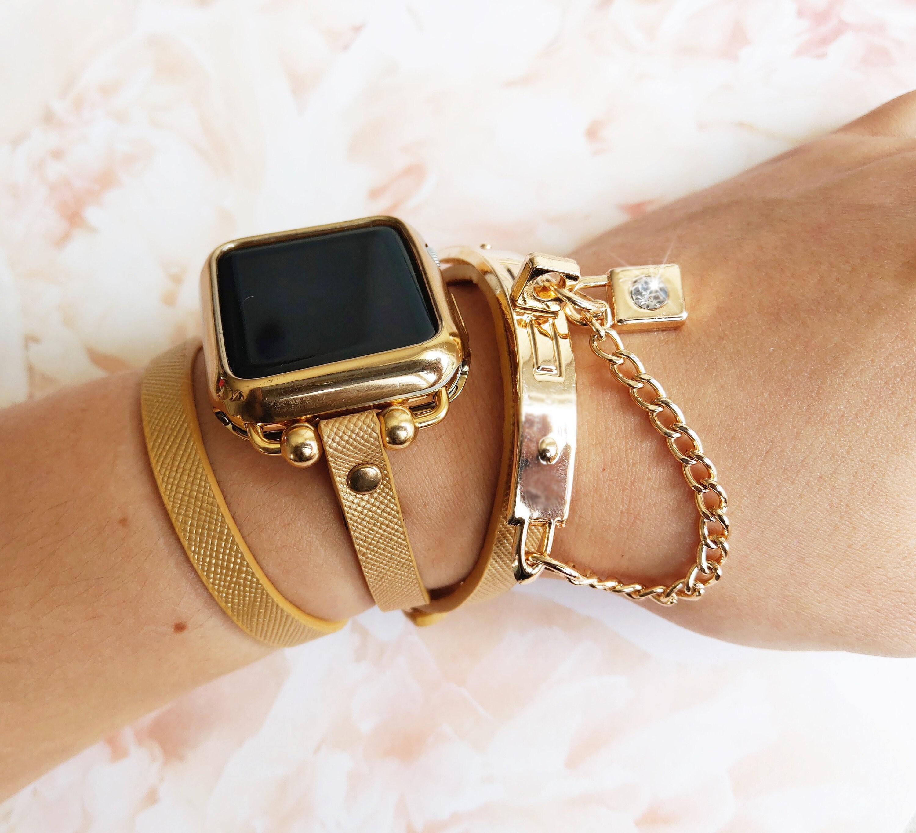 Luxury Men Women Apple Watch Band Flower Leather Watchs Strap Wristband For  Iwatch 8 7 6 5 4 SE Designer Watchbands From Direct_sale_store, $11.41