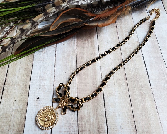 Gold medallion necklace trend online