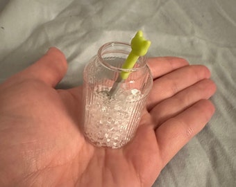 Cubo de hielo en miniatura
