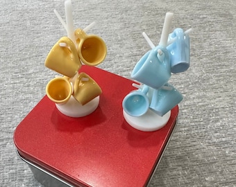 Dollhouse Miniature Mug Holder and Mugs
